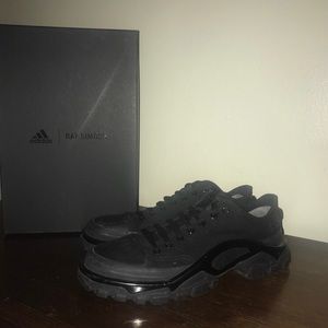 Raf simons X adidas detroit runners